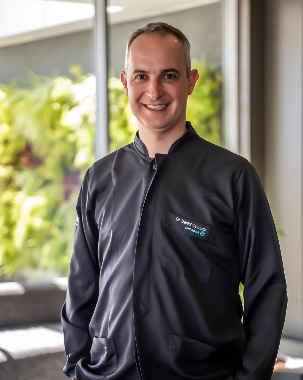 Dr. Daniel Cavassin